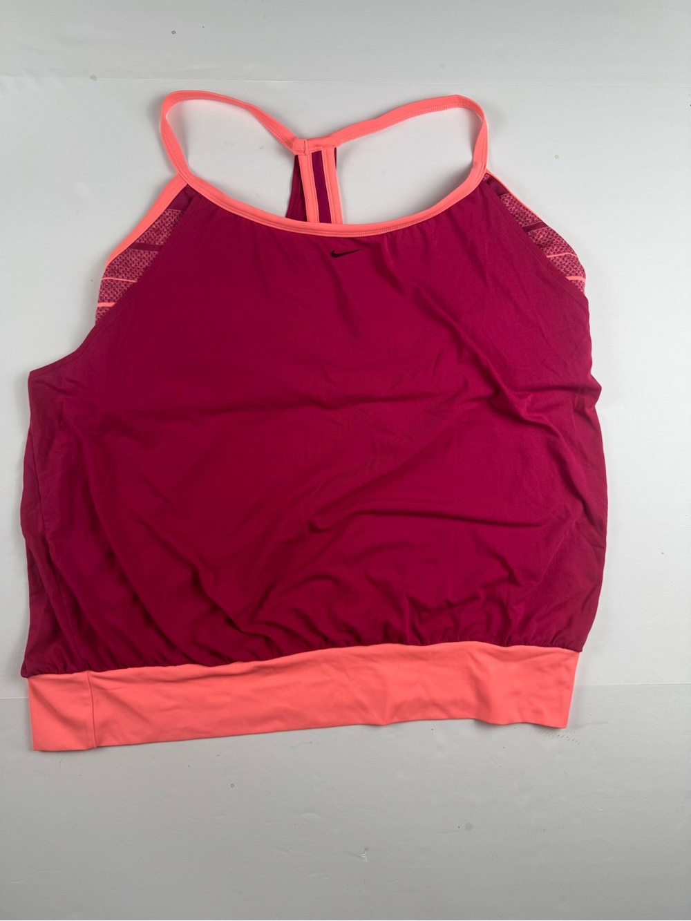 Nike Women’s activewear tank Top with built in sports bra